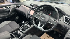 Nissan Qashqai 1.6 DiG-T N-Connecta 5dr Petrol Hatchback